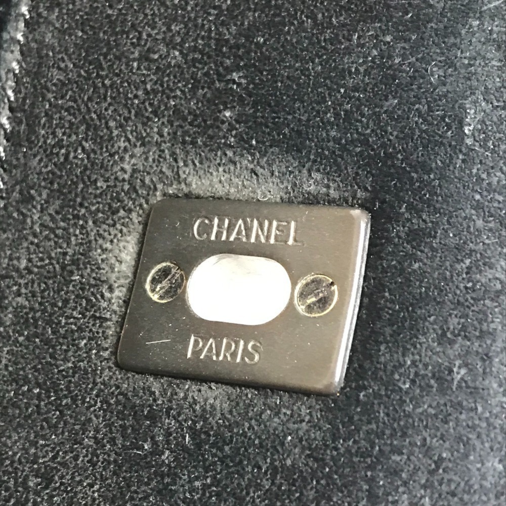 CHANEL Black Logo Tote Bag - Picture 13 of 16